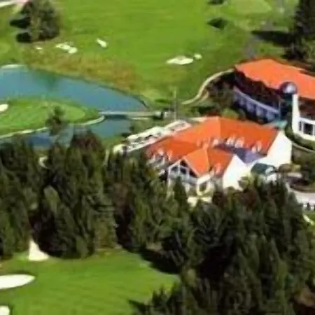 Golfresort Отель